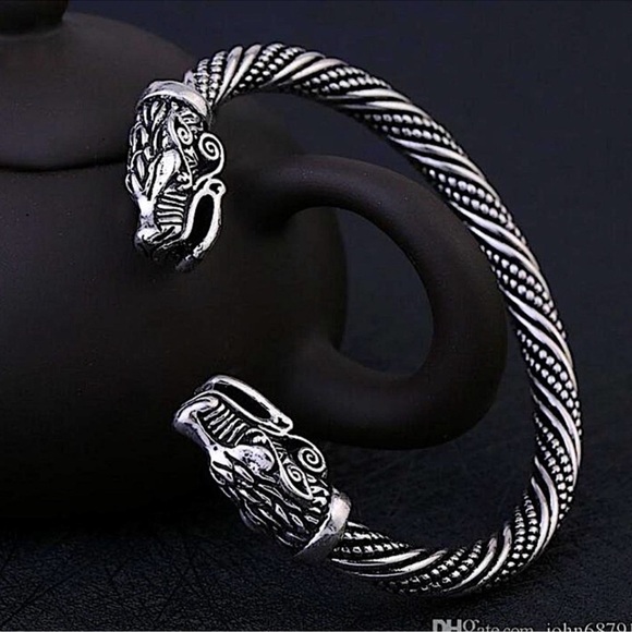 Sterling Silver Plated Serpent Viking Wolf Head Cuff Bracelet - Picture 1 of 8